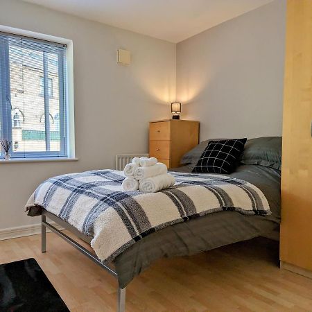 Quayside Apartment With Riverside Views & Parking Newcastle upon Tyne Exterior photo